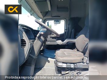 Caminhão Mercedes-Benz Axor 2644 S/LS 6x4 2p (Diesel) (E5)
