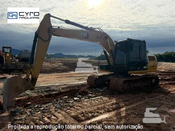 Escavadeira Caterpillar 313GC