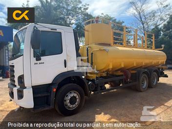 Caminhão Volkswagen 26-260 E Constellation 6x4 3-Eixos 2p (Diesel)