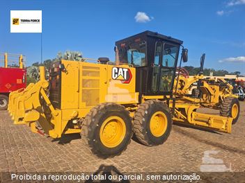 Motoniveladora Caterpillar 140K