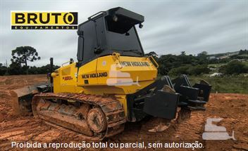 Trator de Esteira New Holland D150 B