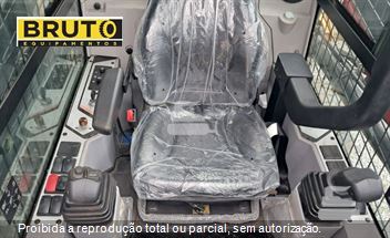 Mini-Carregadeira XCMG XC7-SR07