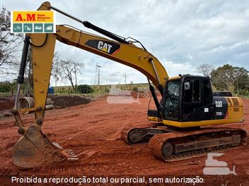 Escavadeira Caterpillar 320D2L