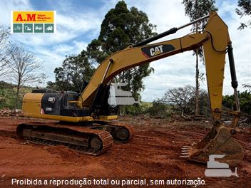 Escavadeira Caterpillar 320D2L