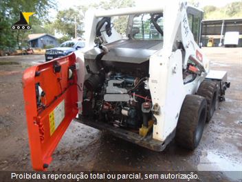Mini-Carregadeira Bobcat S570
