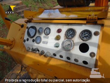 Rolo Compactador Dynapac CP221