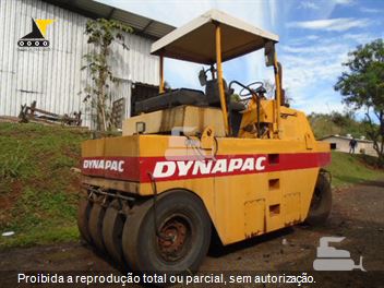 Rolo Compactador Dynapac CP221