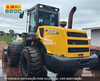 Pá Carregadeira New Holland W130 B