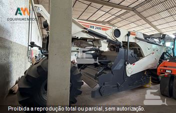 Recuperadora de Pavimentos wirtgen WR 2400