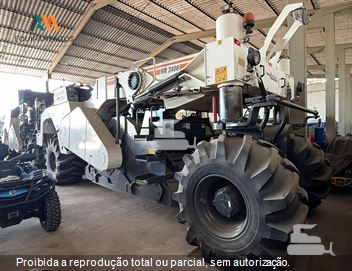 Recuperadora de Pavimentos wirtgen WR 2400