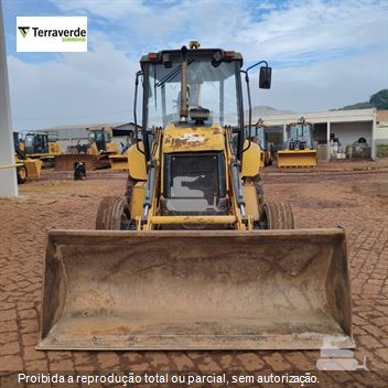 Retro Escavadeira New Holland B90B