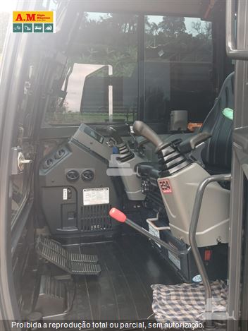 Mini-Escavadeira Yanmar Vio80