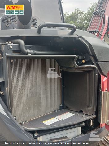 Mini-Escavadeira Yanmar Vio80