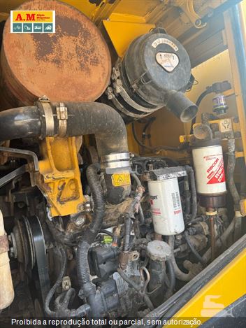 Pá Carregadeira Komatsu WA200