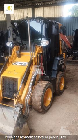 Mini-Retroescavadeira JCB 1CX