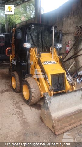 Mini-Retroescavadeira JCB 1CX