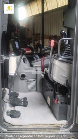 Mini-Escavadeira Doosan DX35Z