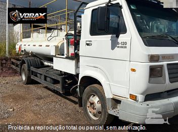 Caminhão Volkswagen 8-120/8-120 euro3 Worker 2p (Diesel)