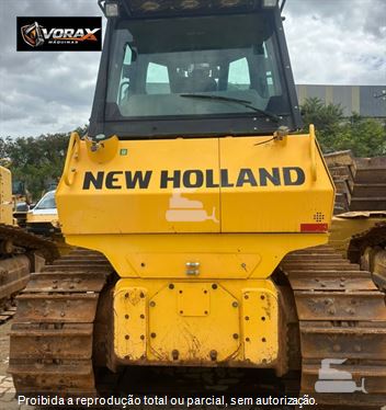 Trator de Esteira New Holland D150 B