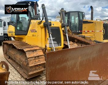 Trator de Esteira New Holland D150 B