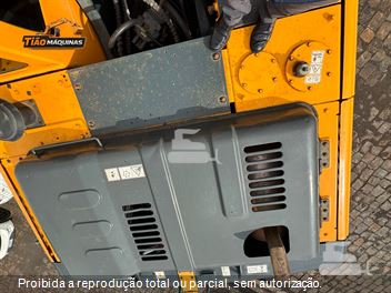 Escavadeira Hyundai R260LC-9