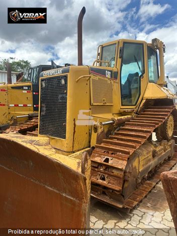 Trator de Esteira Caterpillar D6N