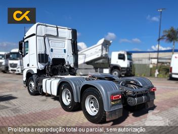 Caminhão Mercedes-Benz Actros 2651 S 6x4 2p (Diesel)(E5)