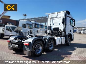 Caminhão Mercedes-Benz Actros 2651 S 6x4 2p (Diesel)(E5)