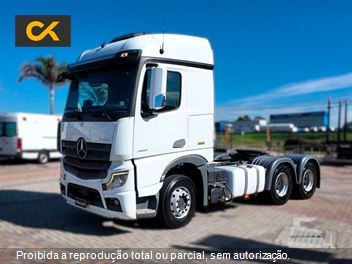 Caminhão Mercedes-Benz Actros 2651 S 6x4 2p (Diesel)(E5)