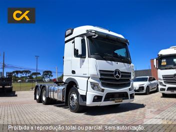 Caminhão Mercedes-Benz Actros 2651 S 6x4 2p (Diesel)(E5)