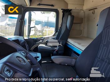 Caminhão Mercedes-Benz Actros 2651 S 6x4 2p (Diesel)(E5)