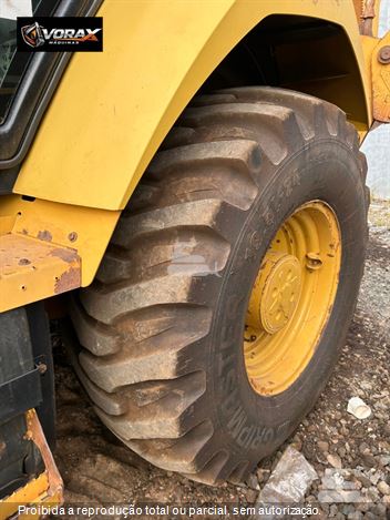 Retro Escavadeira Caterpillar 416E