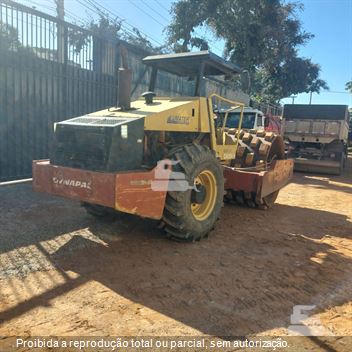 Rolo Compactador Dynapac CA250