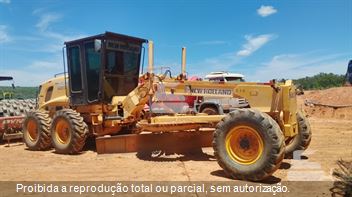 Motoniveladora New Holland RG170B