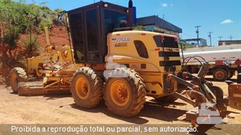 Motoniveladora New Holland RG170B