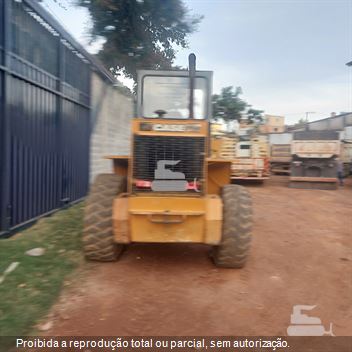 Pá Carregadeira Case W20E