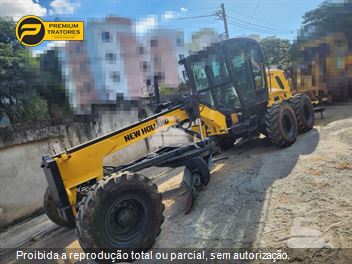 Motoniveladora New Holland RG170B