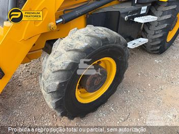 Retro Escavadeira JCB 3CX