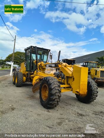 Motoniveladora Caterpillar 140K