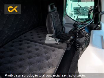 Caminhão Volvo VM 260 6X2 2p (diesel)