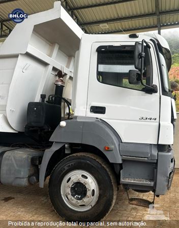 Caminhão Mercedes-Benz Axor 3344 S 6x4 2p (diesel)