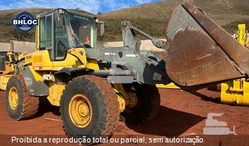 Pá Carregadeira Volvo L90F