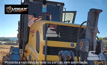 Motoniveladora New Holland RG170B