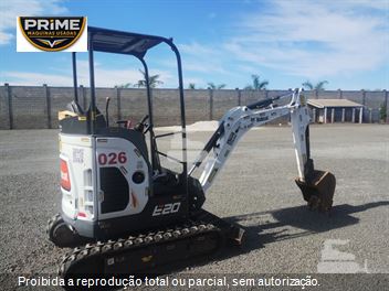 Mini-Escavadeira Bobcat E20