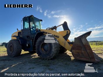 Pá Carregadeira New Holland W190 B