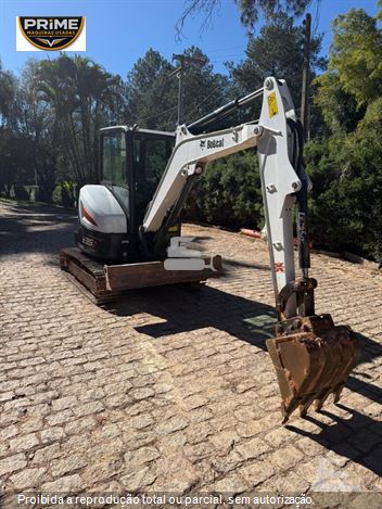 Mini-Escavadeira Bobcat E35z
