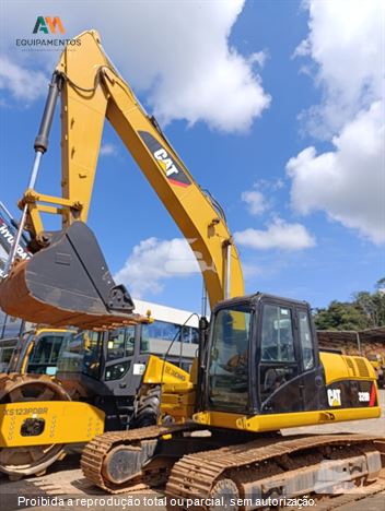 Escavadeira Caterpillar 320D