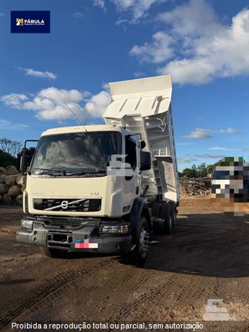 Caminhão Volvo VM 270 6x4 2p (Diesel) (E5)