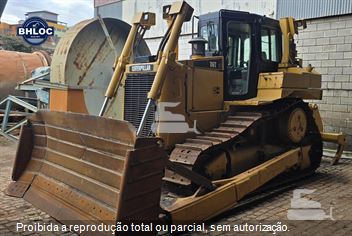 Trator de Esteira Caterpillar D6T
