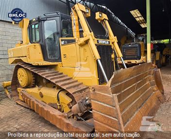 Trator de Esteira Caterpillar D6T